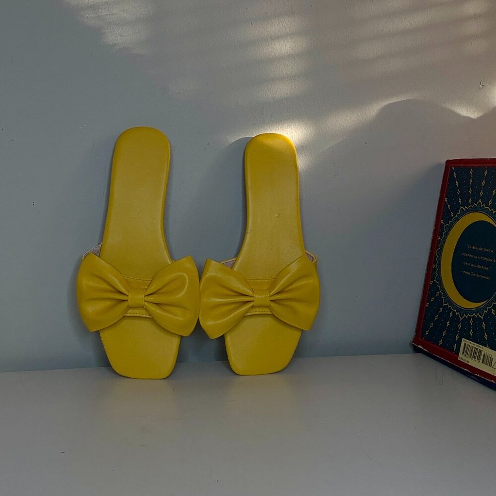 Yellow Bow Slides